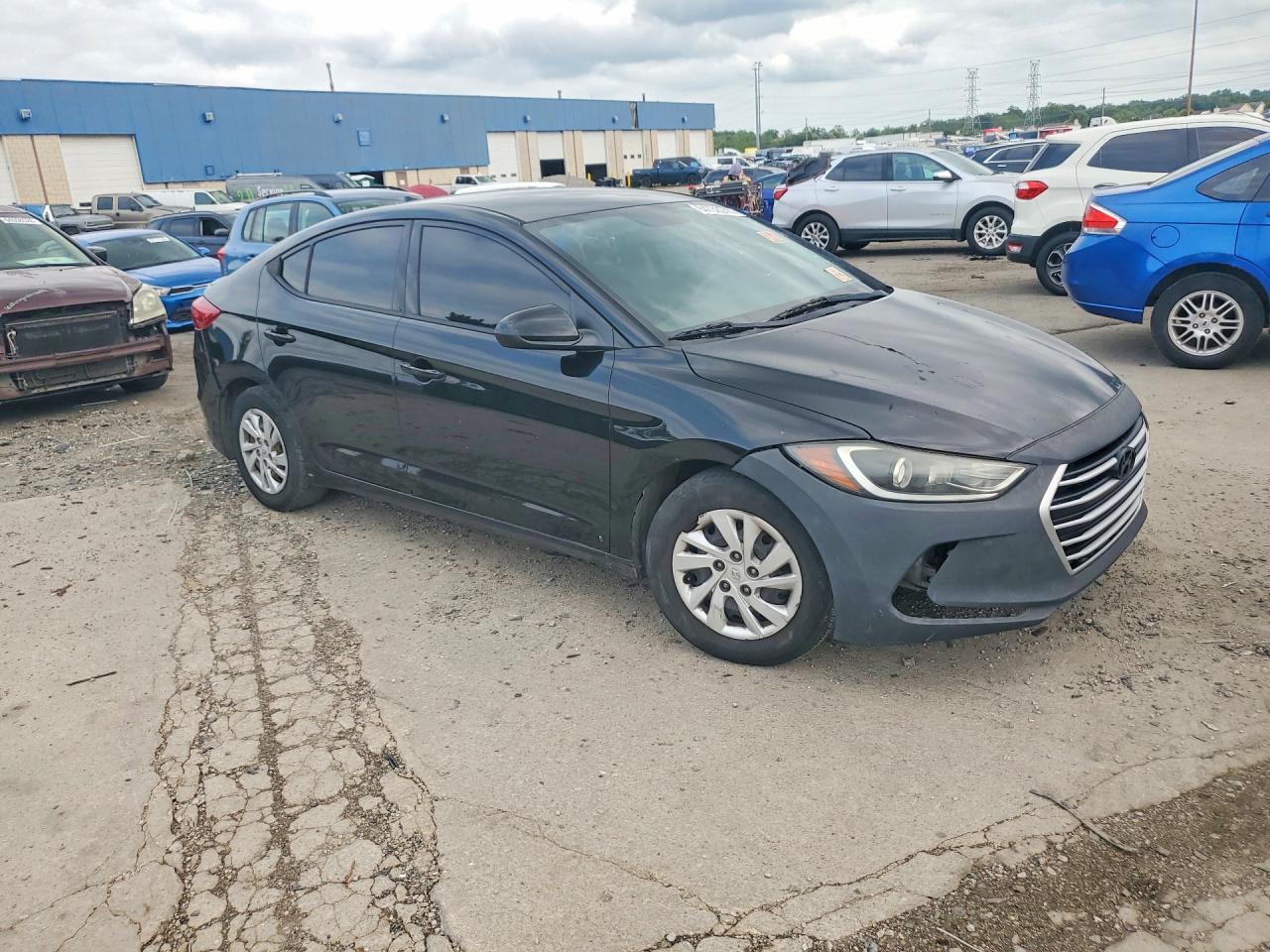 2017 Hyundai Elantra Se - Фото 4