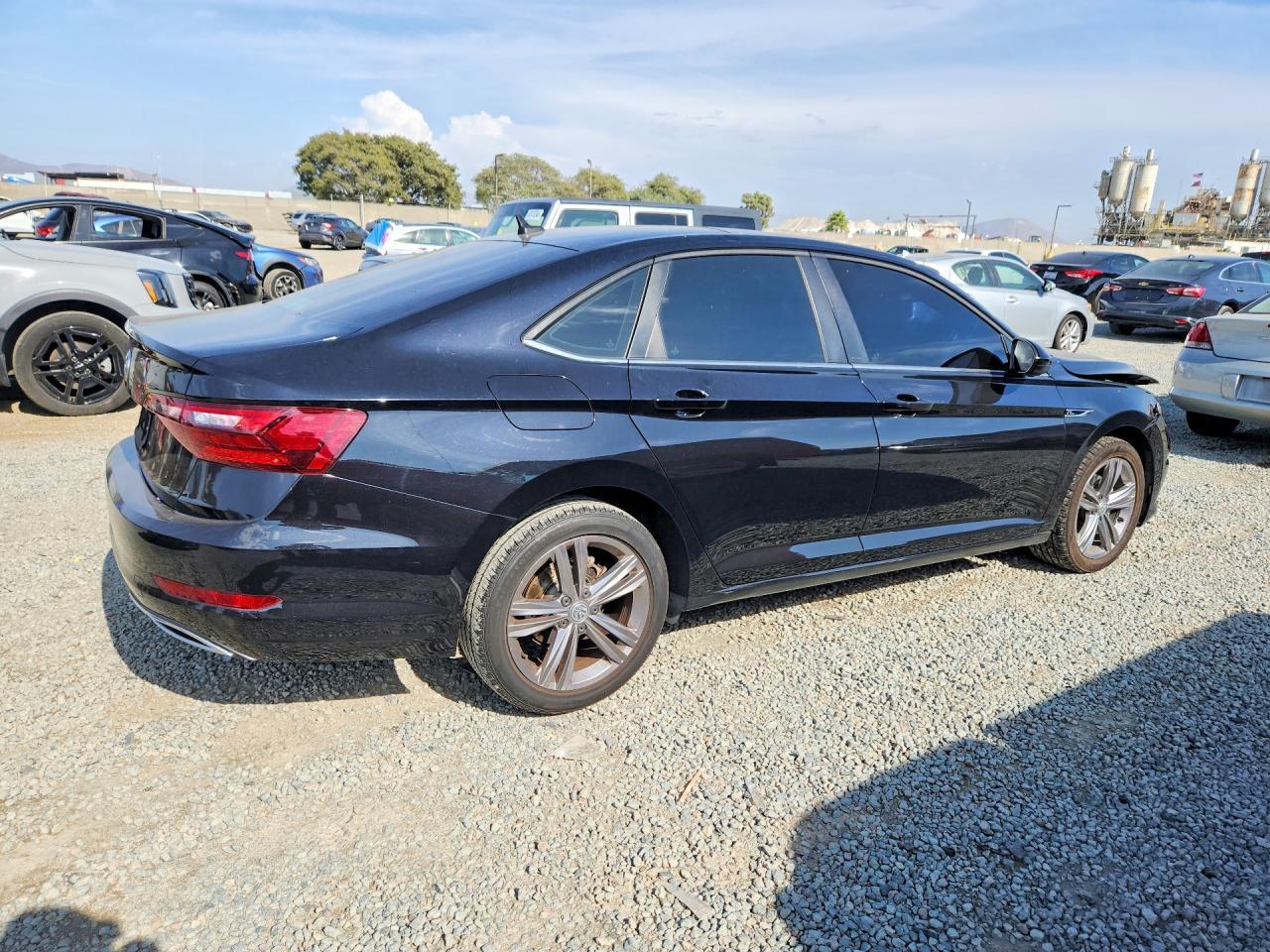 2021 Volkswagen Jetta S - Фото 3