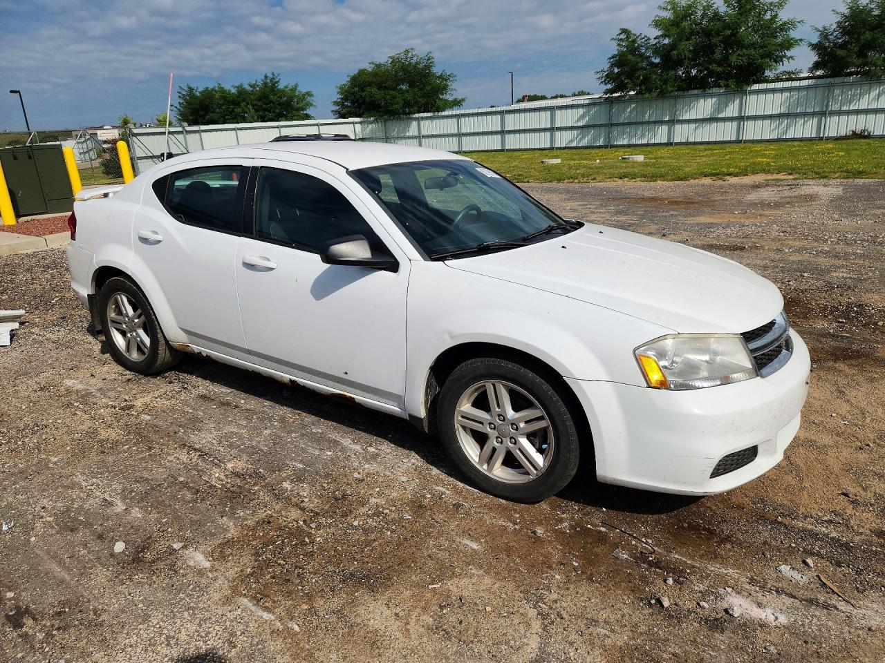 2014 Dodge Avenger Se - Фото 4