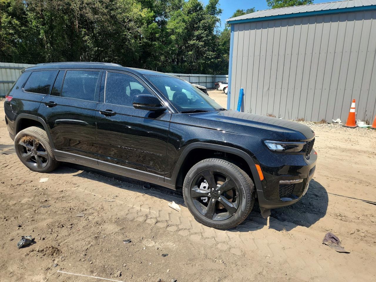 2025 Jeep Grand Cherokee L Limited - Image 4