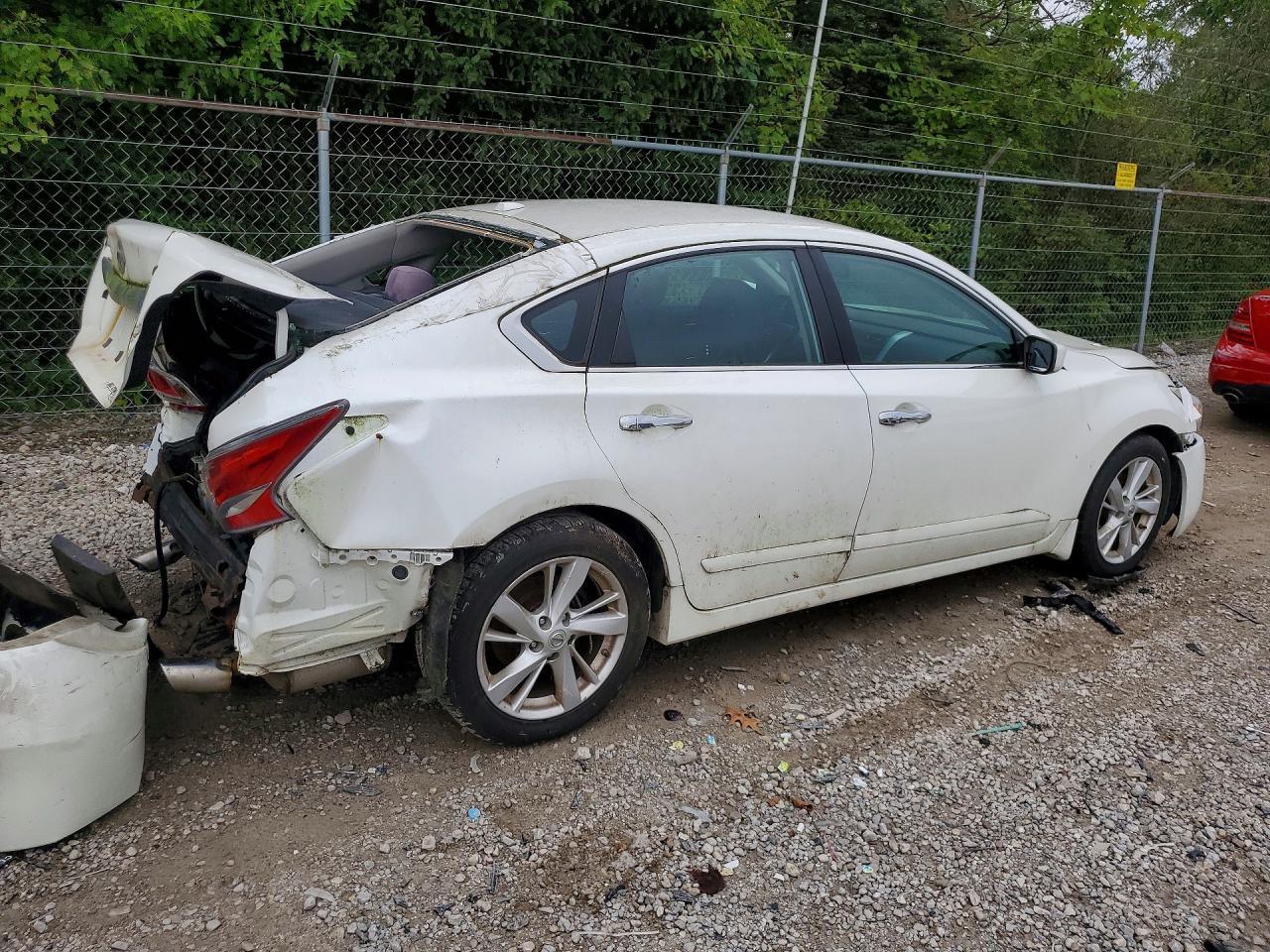 2015 Nissan Altima 2.5 Sv - Image 3