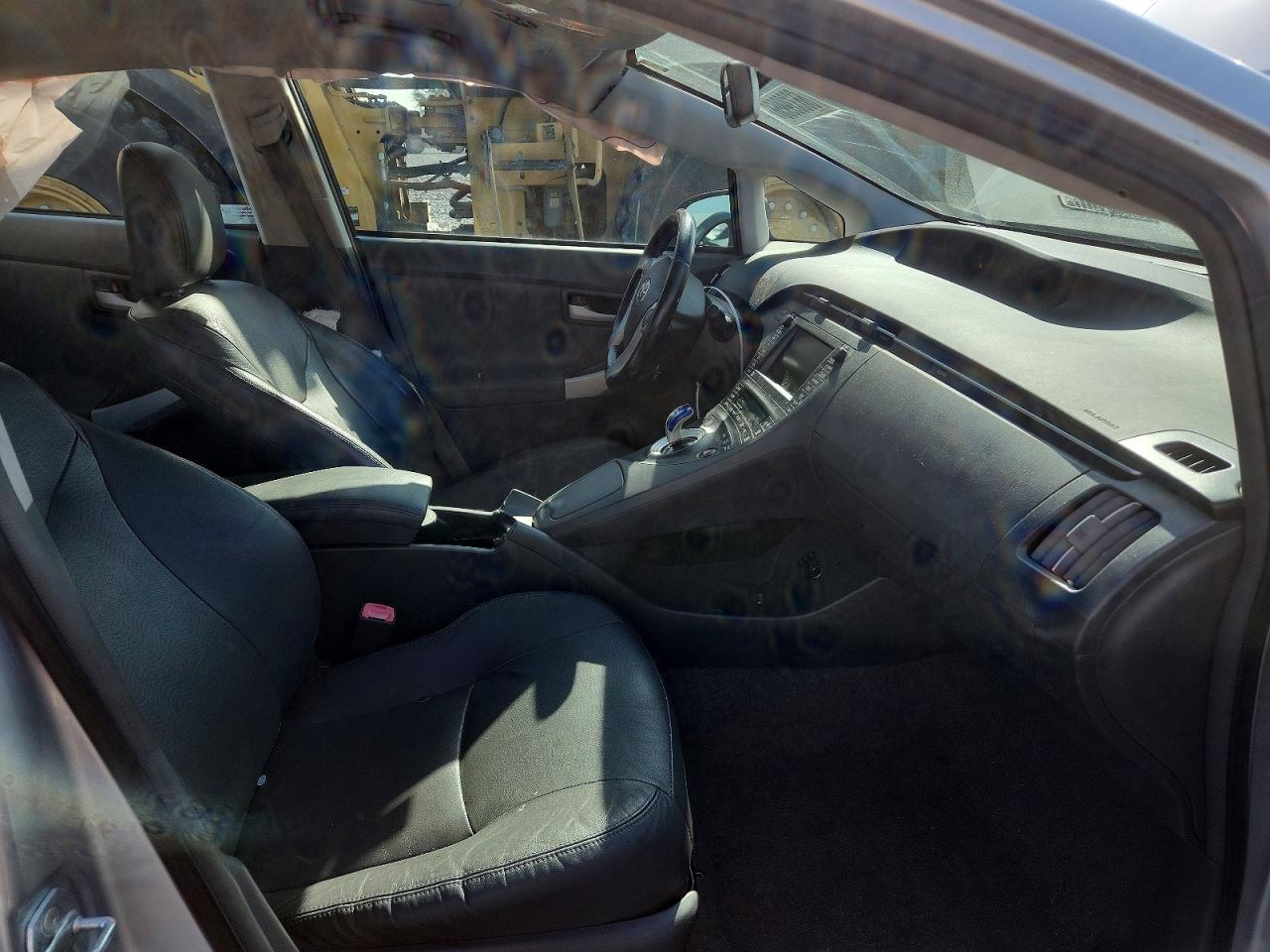 2011 Toyota Prius - Image 7