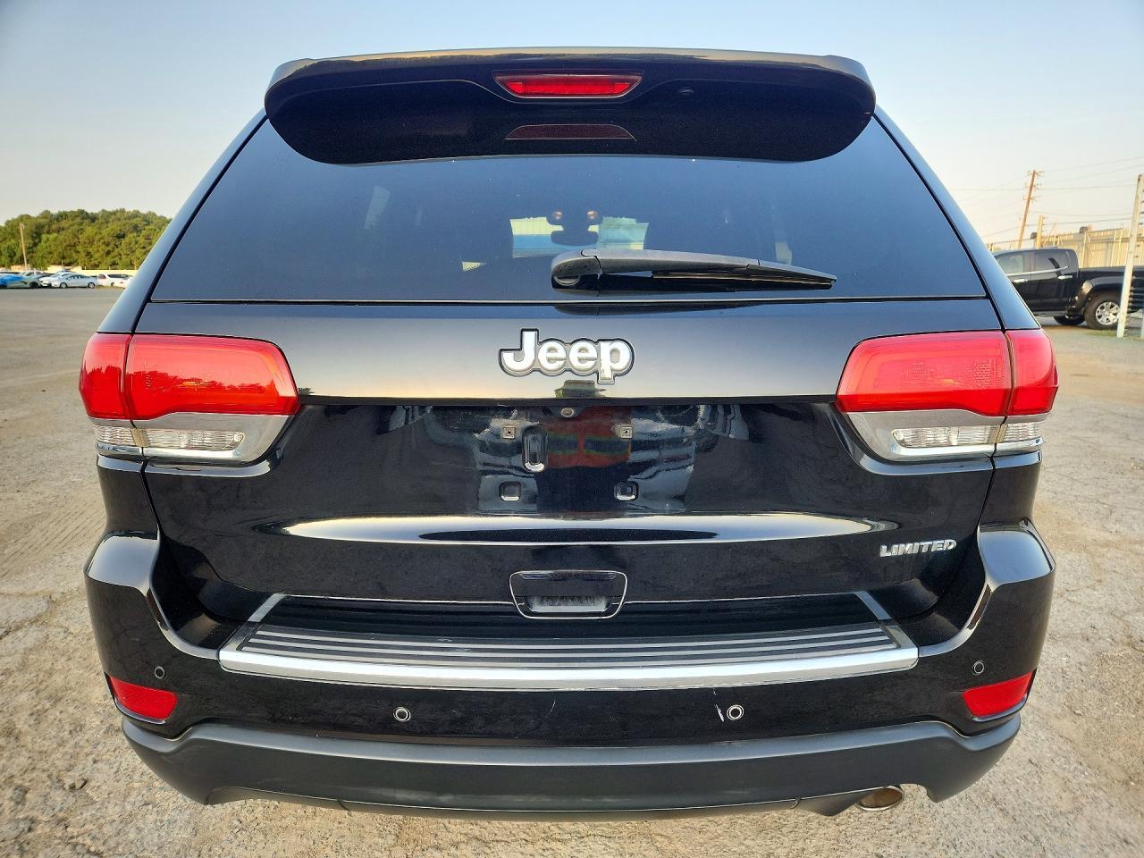 2017 Jeep Grand Cherokee Limited - Image 6
