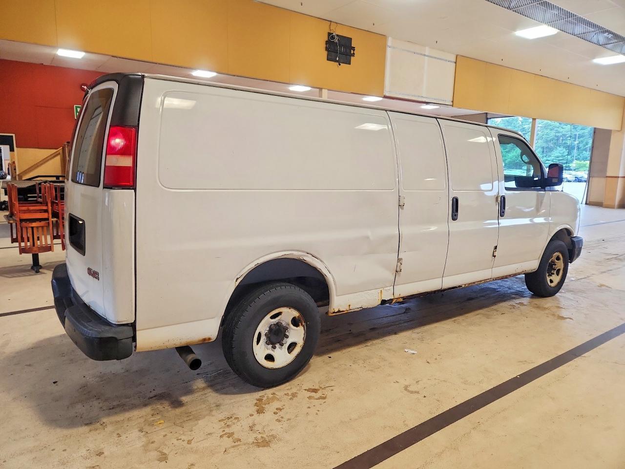 2008 GMC Savana 2500 Delivery Van - Image 3