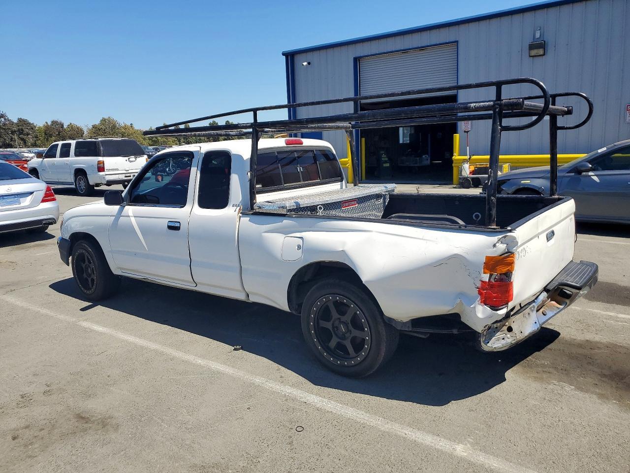 1999 Toyota Tacoma V6 - Фото 2