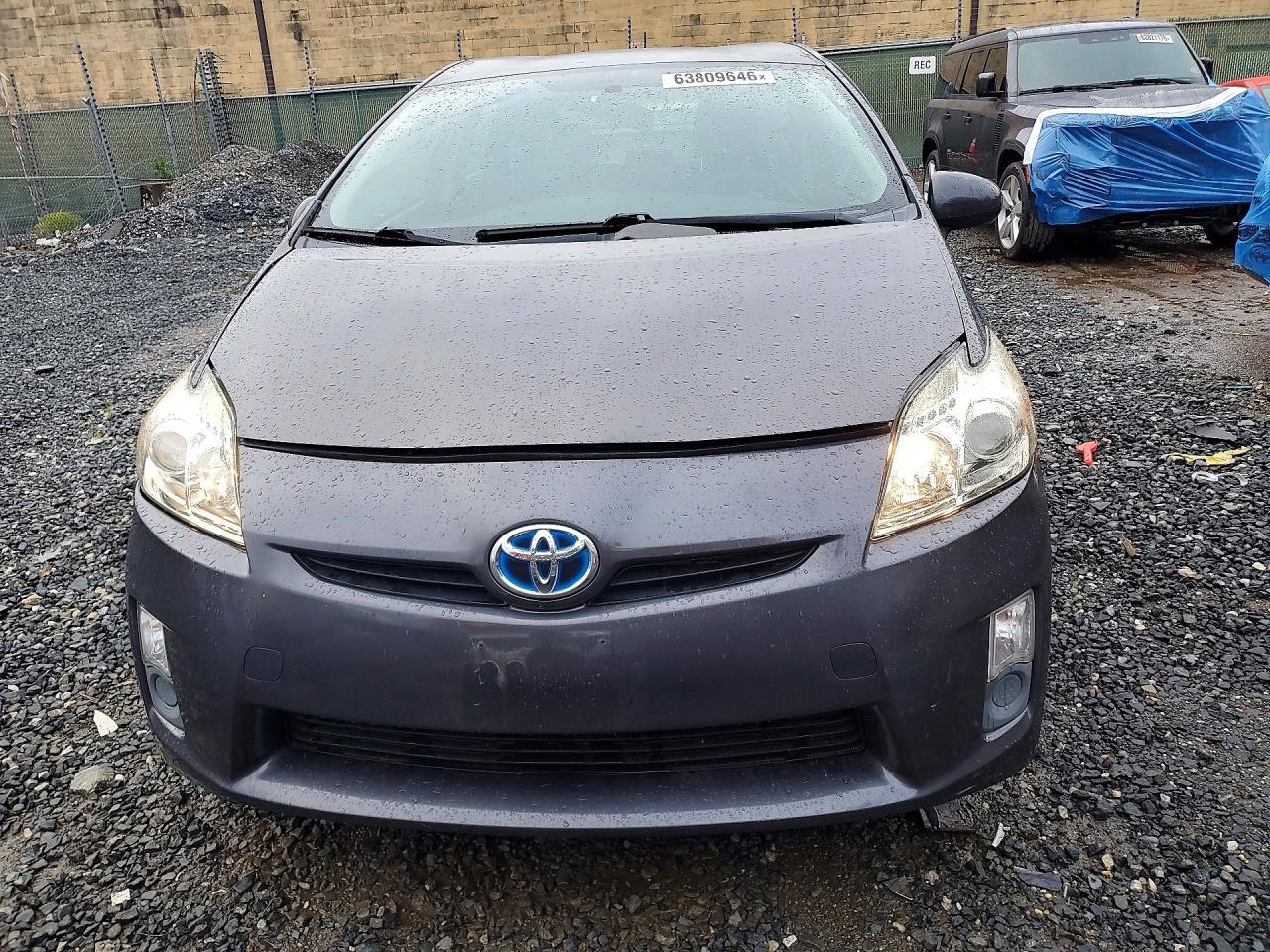 2010 Toyota Prius Iii - Фото 5