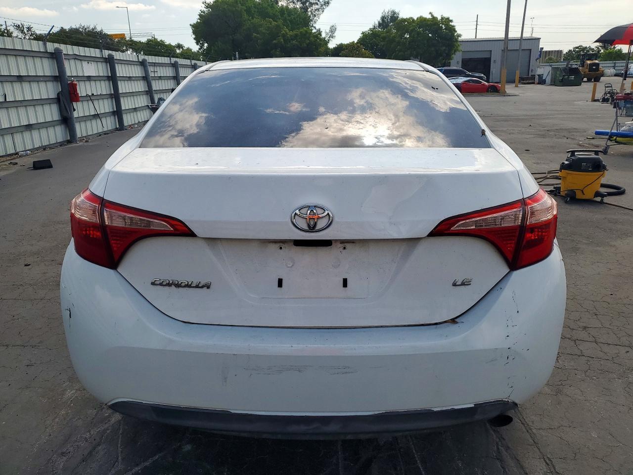 2019 Toyota Corolla Le - Image 6