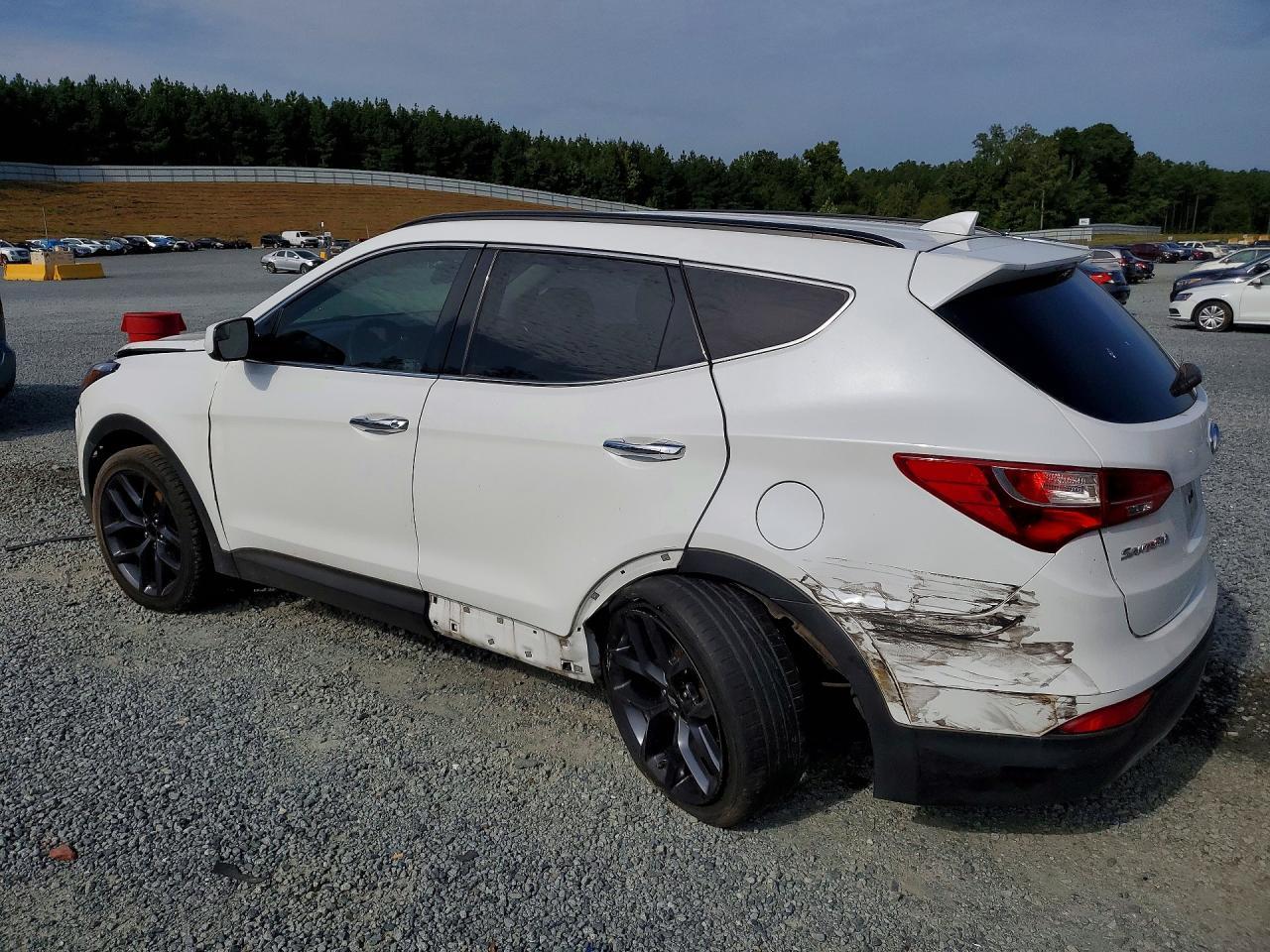 2015 Hyundai Santa Fe Sport 2.4L - Фото 2