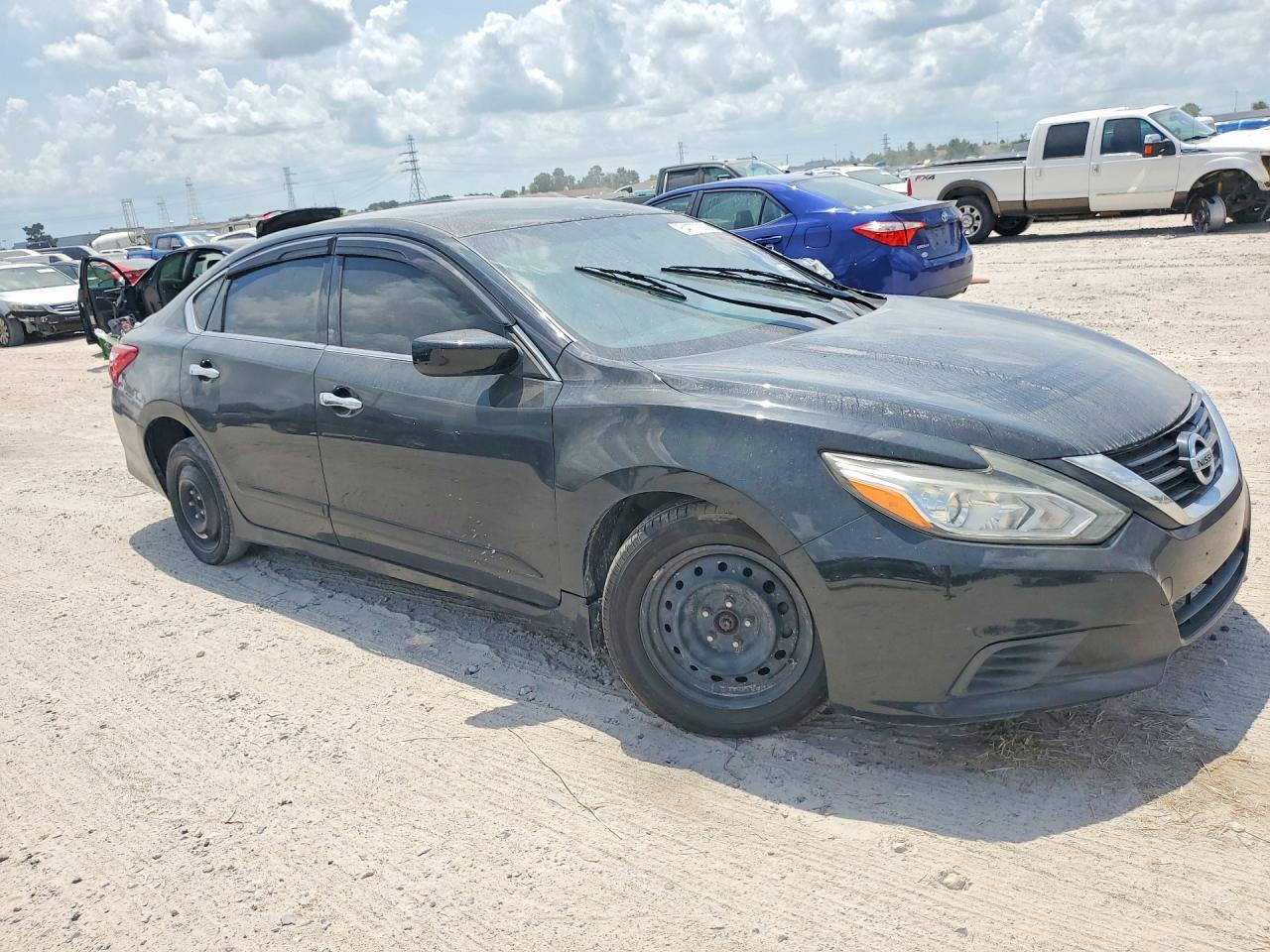 2017 Nissan Altima 2.5 S - Фото 4