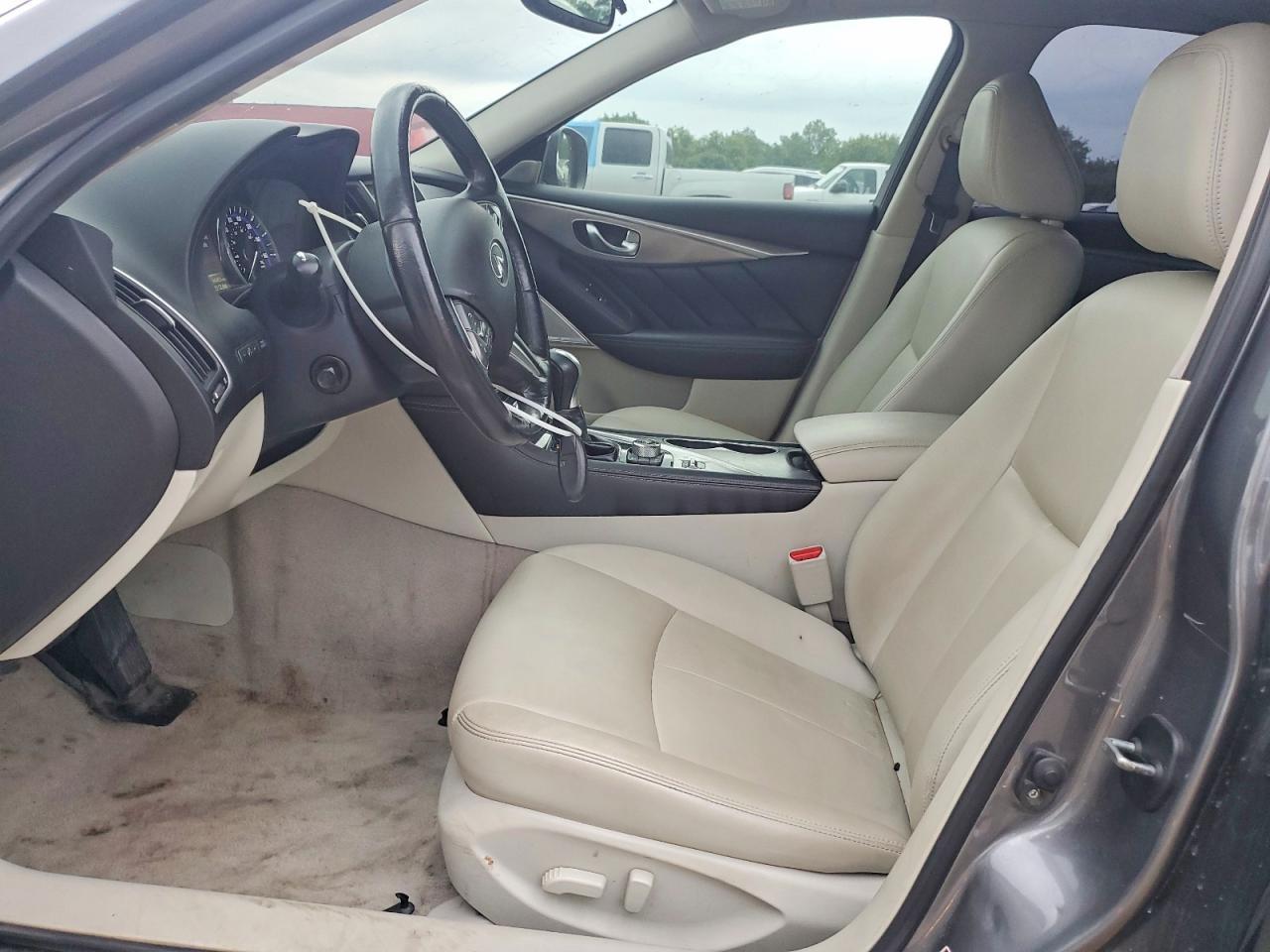 2017 Infiniti Q50 3.0T Premium - Image 7