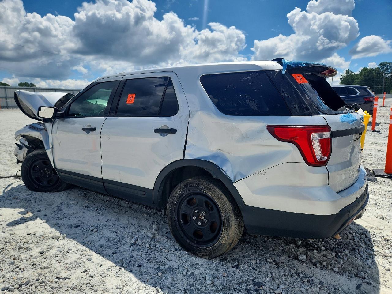 2017 Ford Explorer Police Interceptor - Image 2