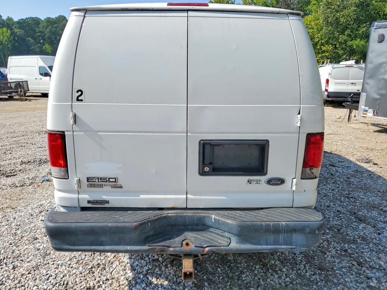 2014 Ford Econoline E150 Van - Image 6
