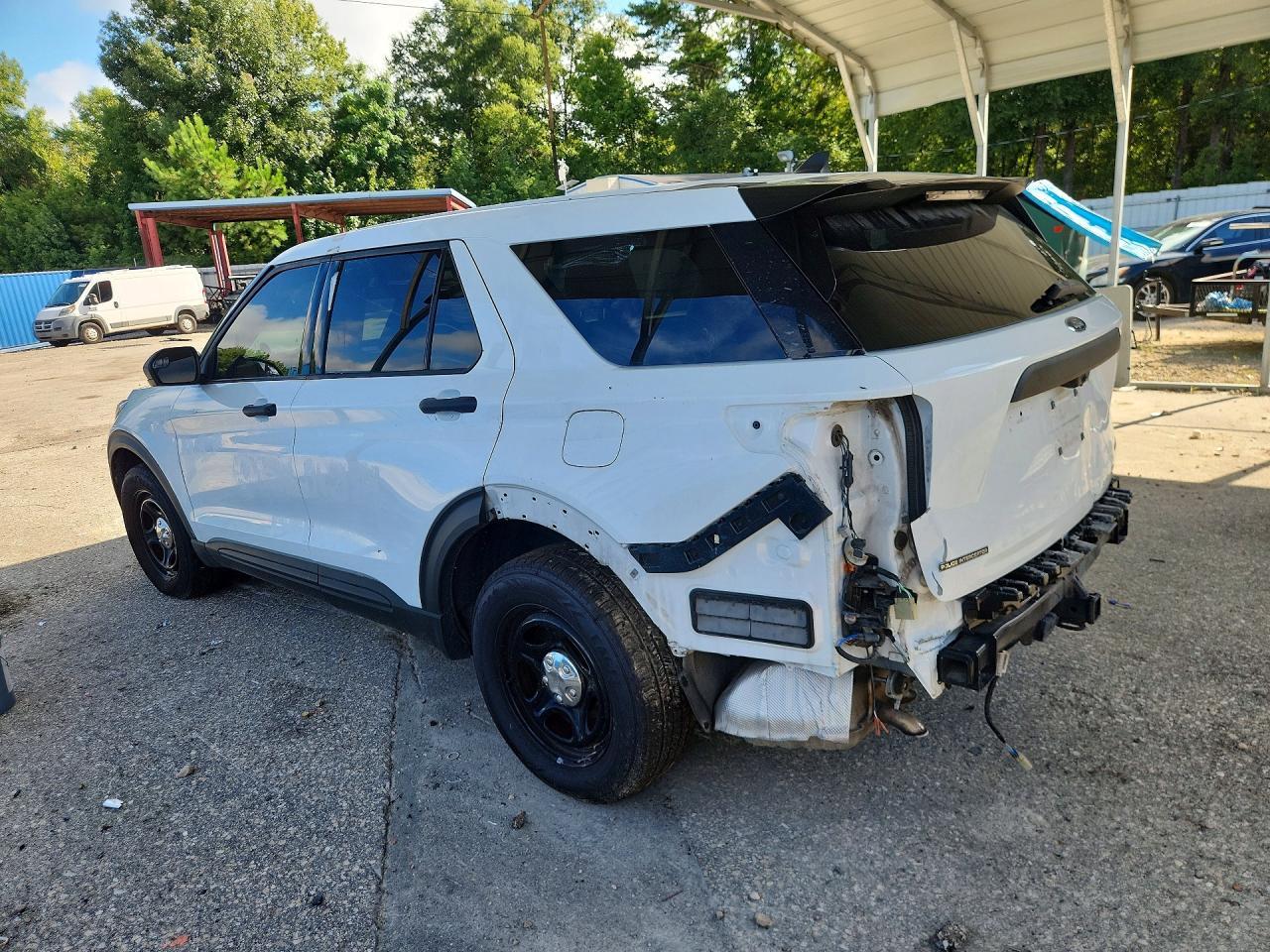 2021 Ford Explorer Police Interceptor - Image 2