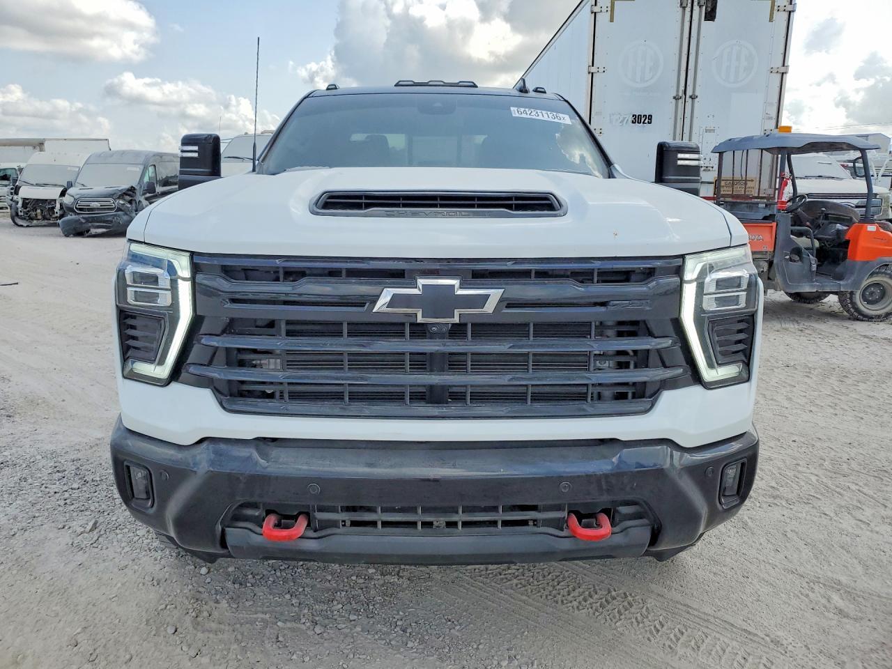 2025 Chevrolet Silverado K3500 Lt - Image 5