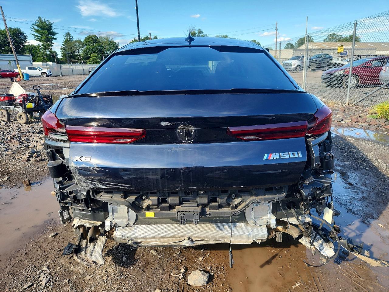 2021 BMW X6 M50I - Фото 6