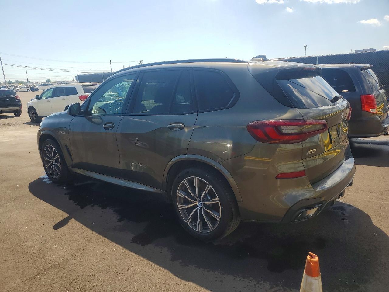 2023 BMW X5 xDrive45E - Фото 2
