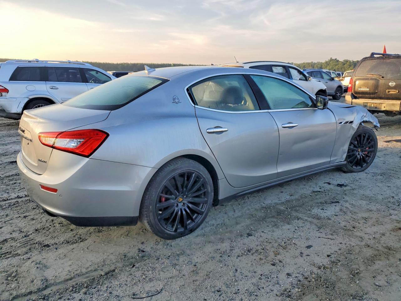2014 Maserati Ghibli S - Фото 3