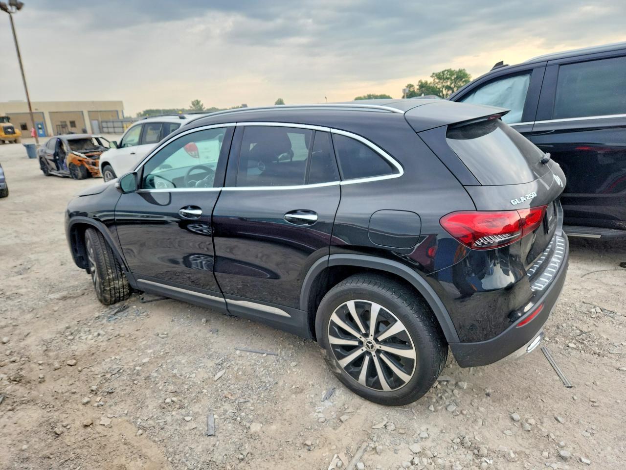 2021 Mercedes-Benz Gla 250 4Matic - Image 2