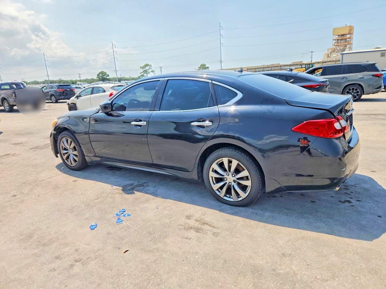 2014 Infiniti Q70 3.7 - Фото 2