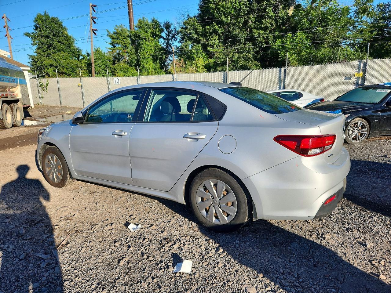 2020 Kia Rio S - Фото 2