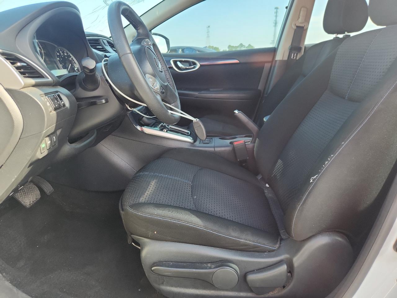 2017 Nissan Sentra Sr - Image 7