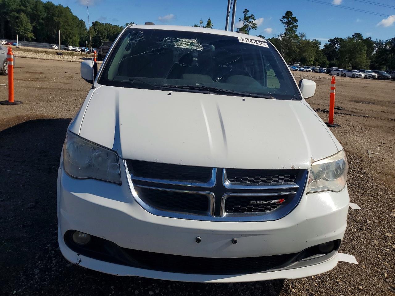 2018 Dodge Grand Caravan Sxt - Image 5