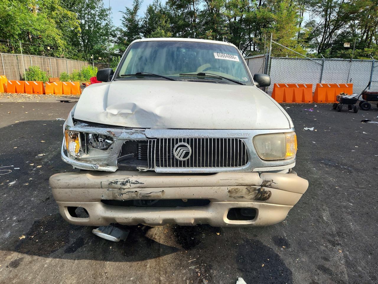 2001 Mercury Mountaineer - Image 5