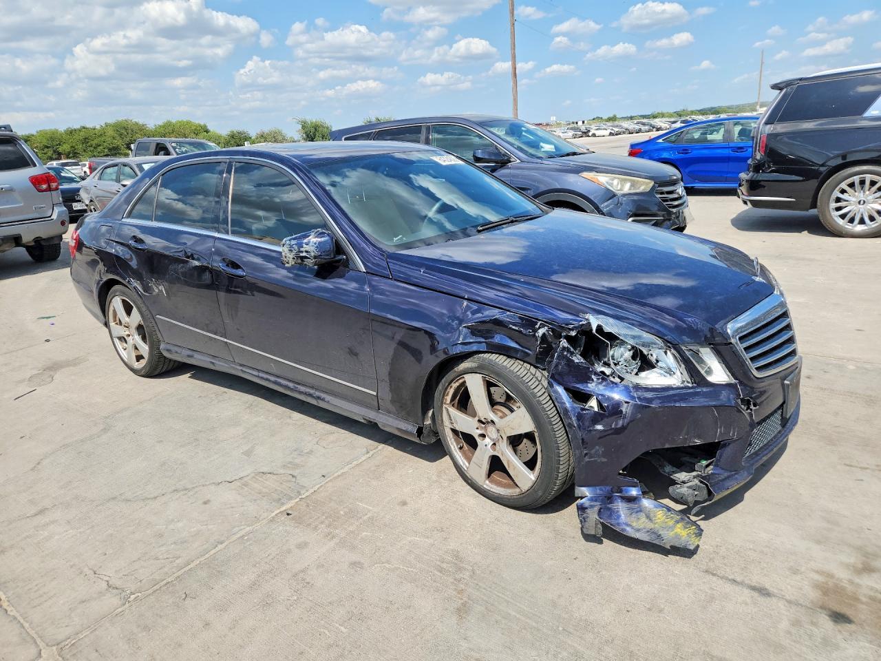 2010 Mercedes-Benz E 350 - Фото 4