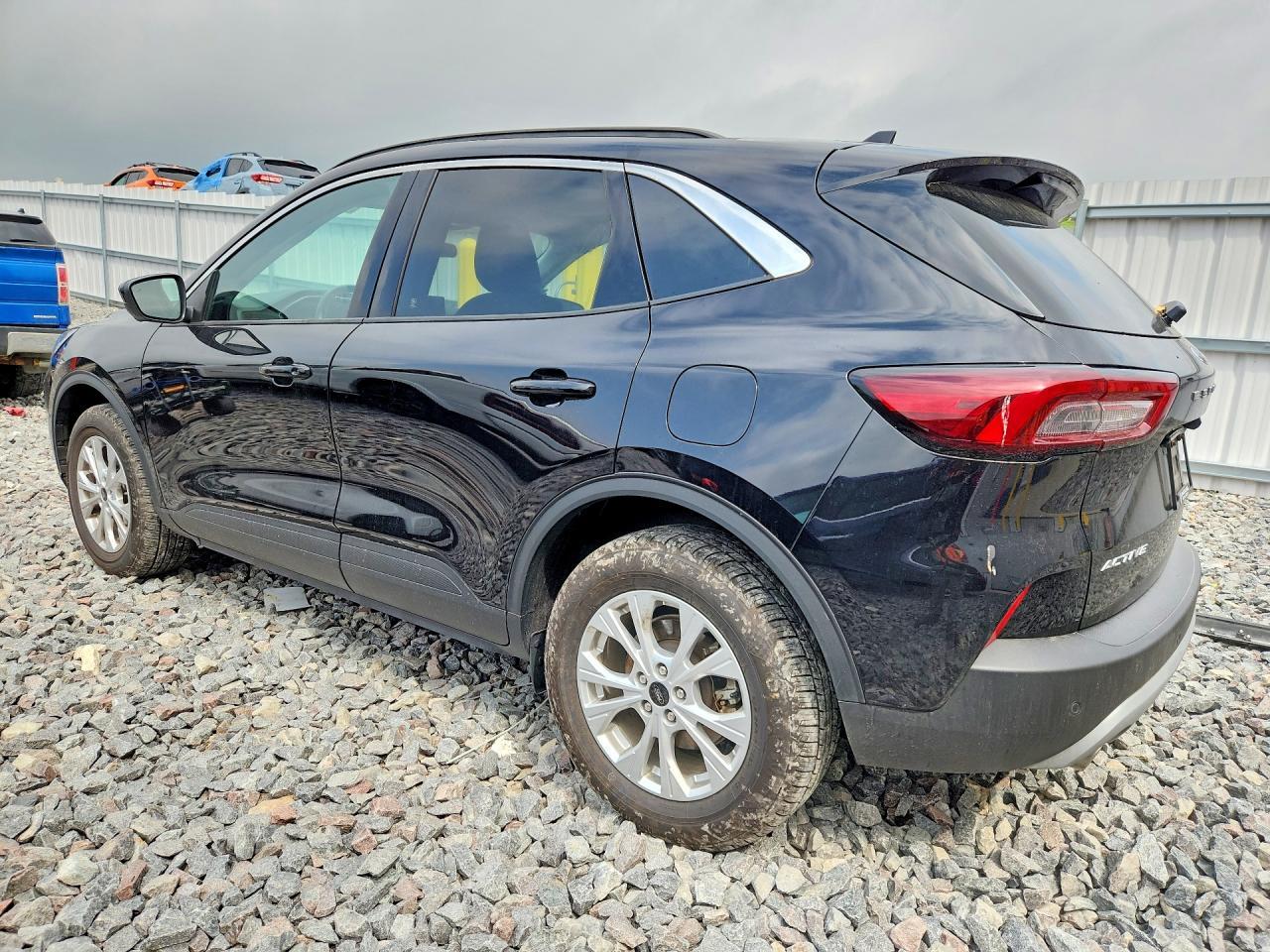 2023 Ford Escape Active - Image 2