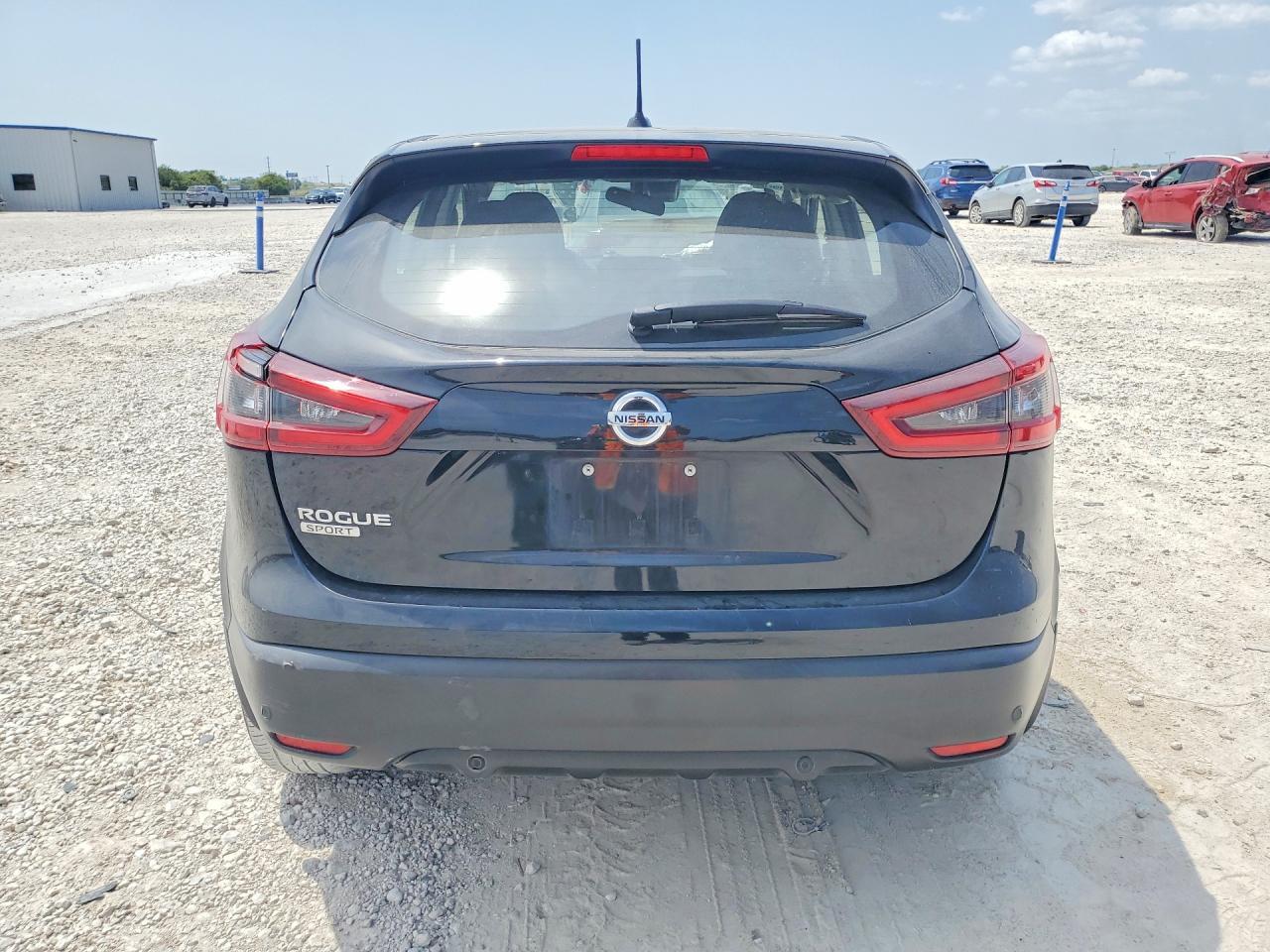 2022 Nissan Rogue Sport S - Фото 6