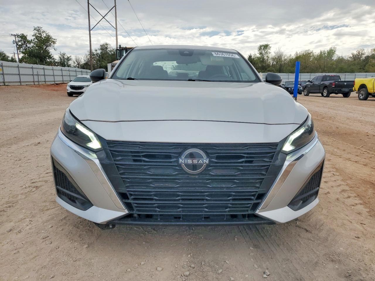 2024 Nissan Altima Sv - Фото 5