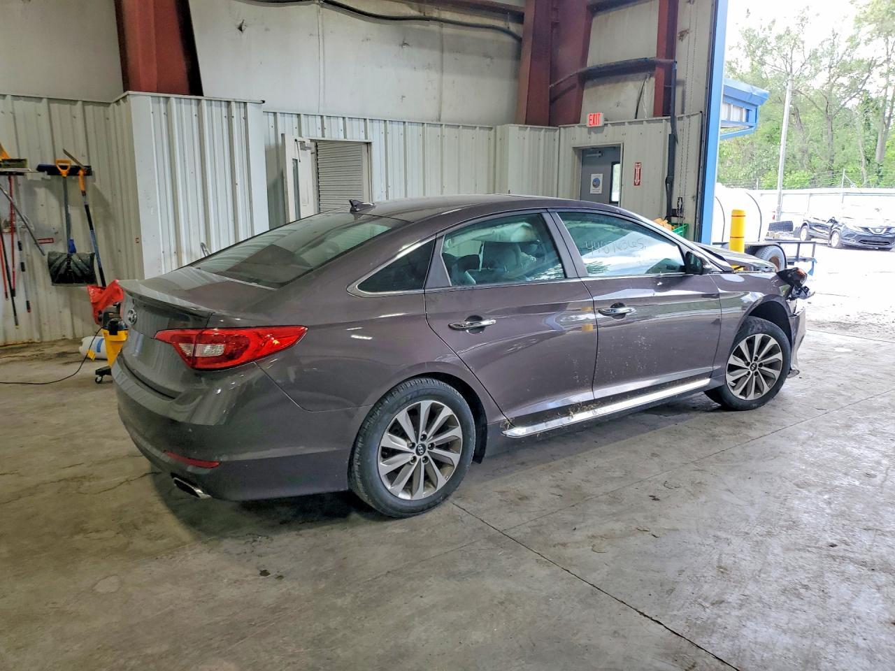 2016 Hyundai Sonata Sport - Фото 3