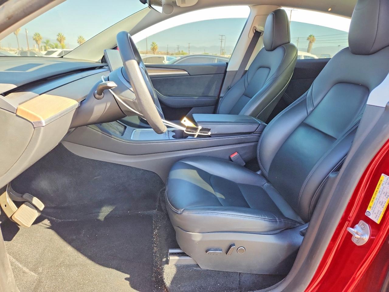 2024 Tesla Model Y - Image 7