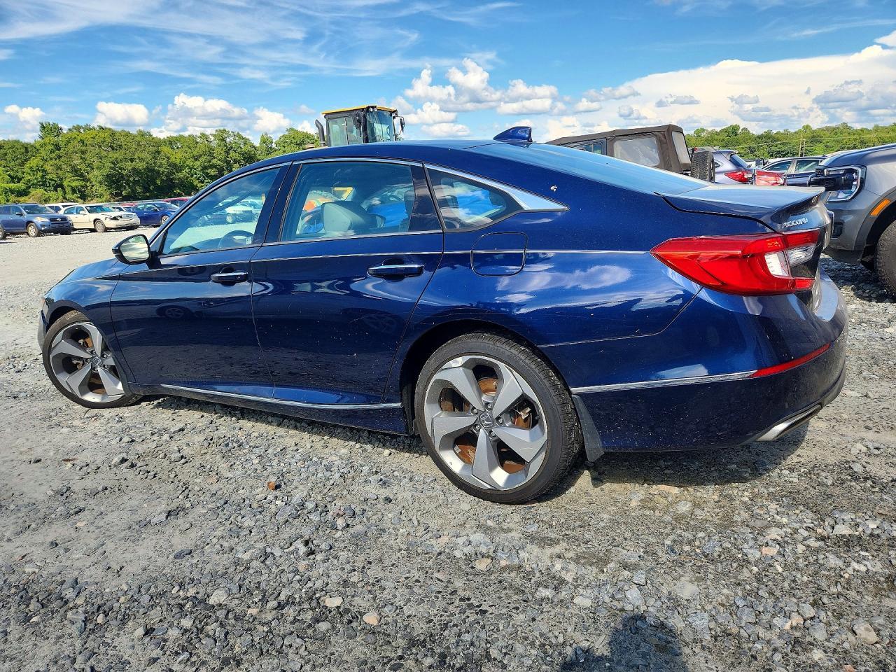 2018 Honda Accord Touring - Фото 2