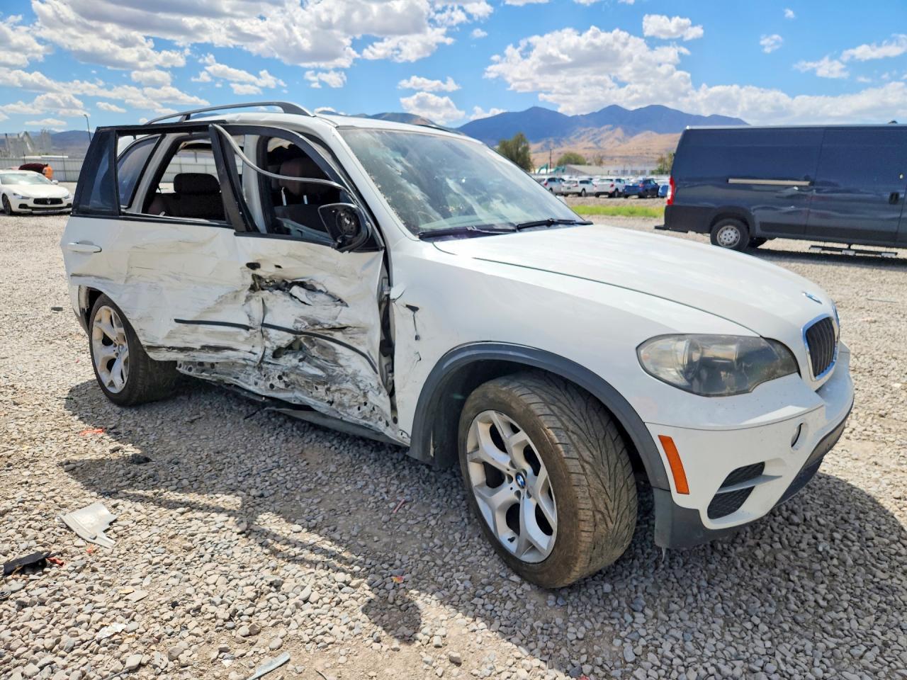 2011 BMW X5 xDrive35I - Фото 4