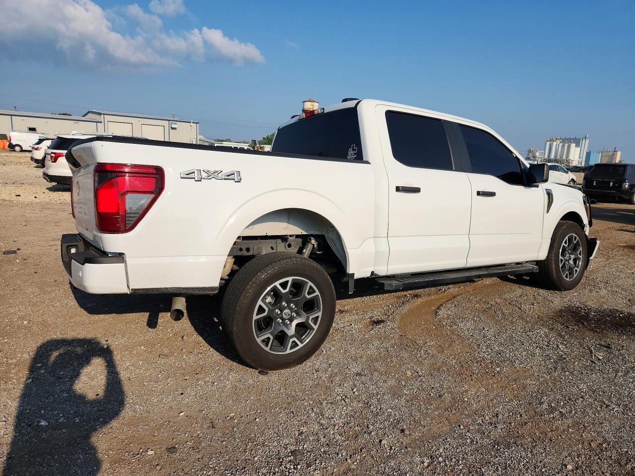 2025 Ford F150 Stx - Фото 3