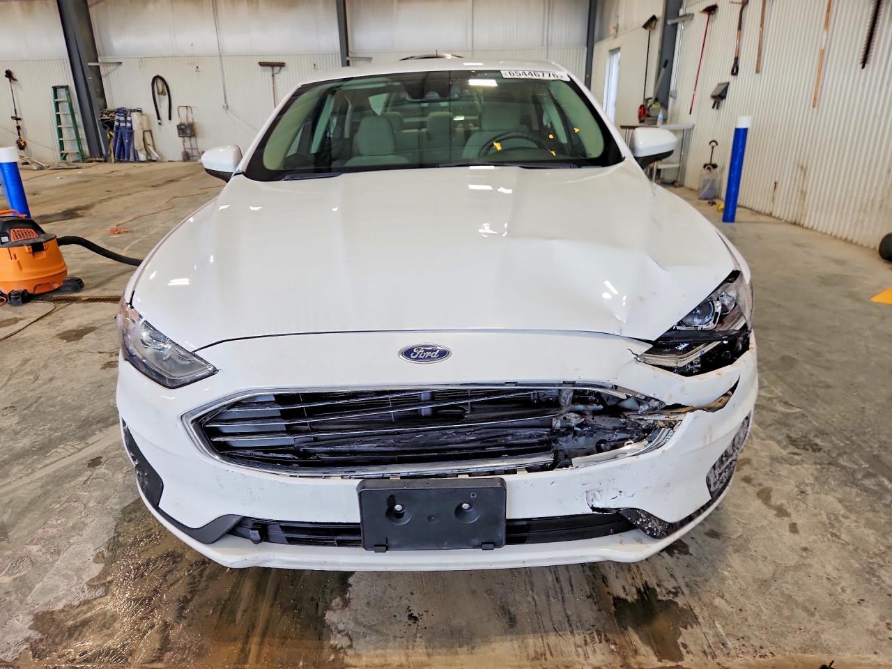 2019 Ford Fusion S - Фото 5