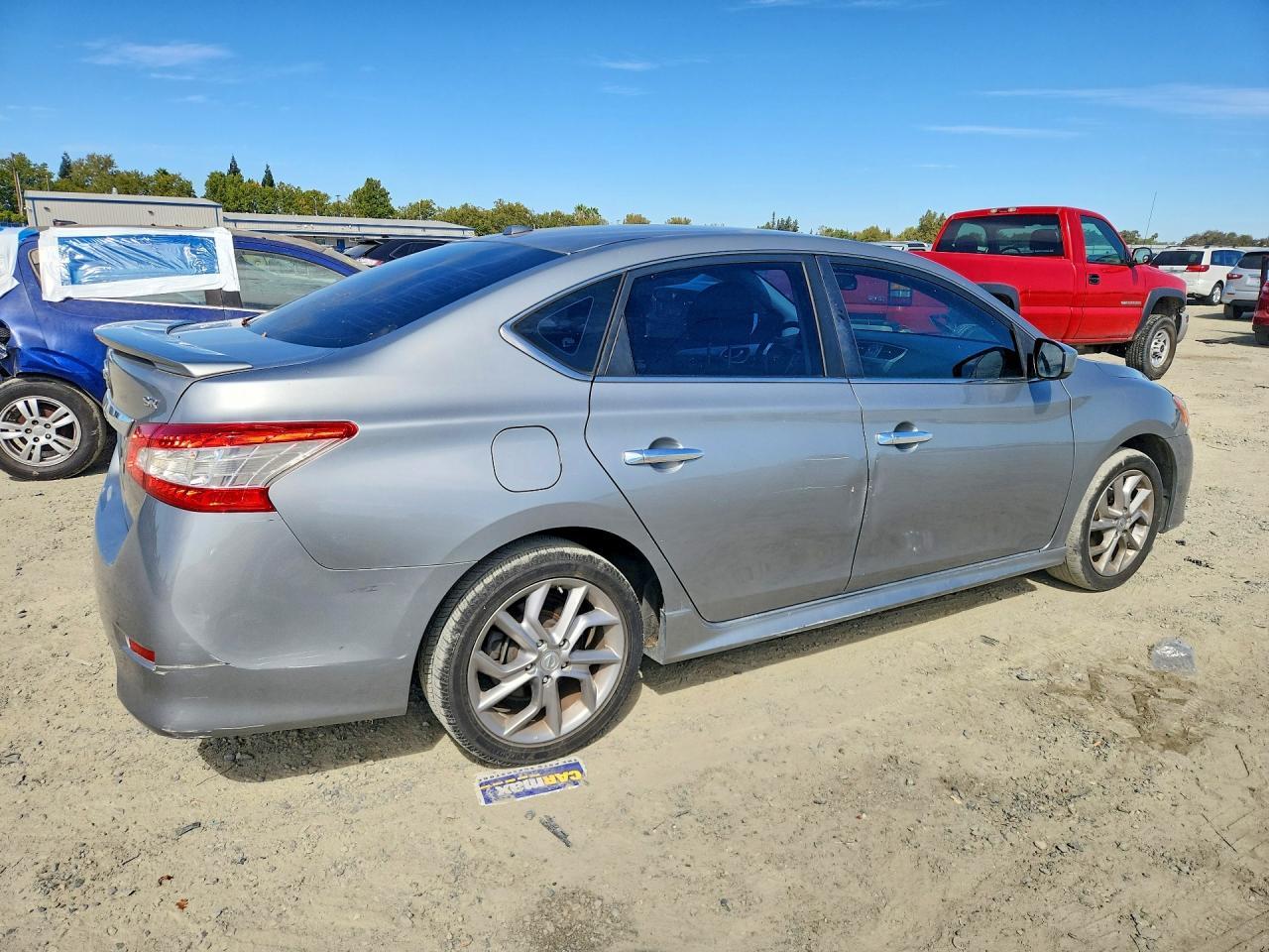 2013 Nissan Sentra S - Фото 3
