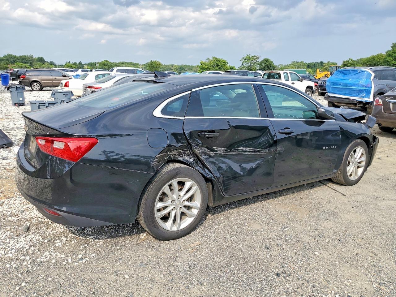 2017 Chevrolet Malibu Lt - Фото 3