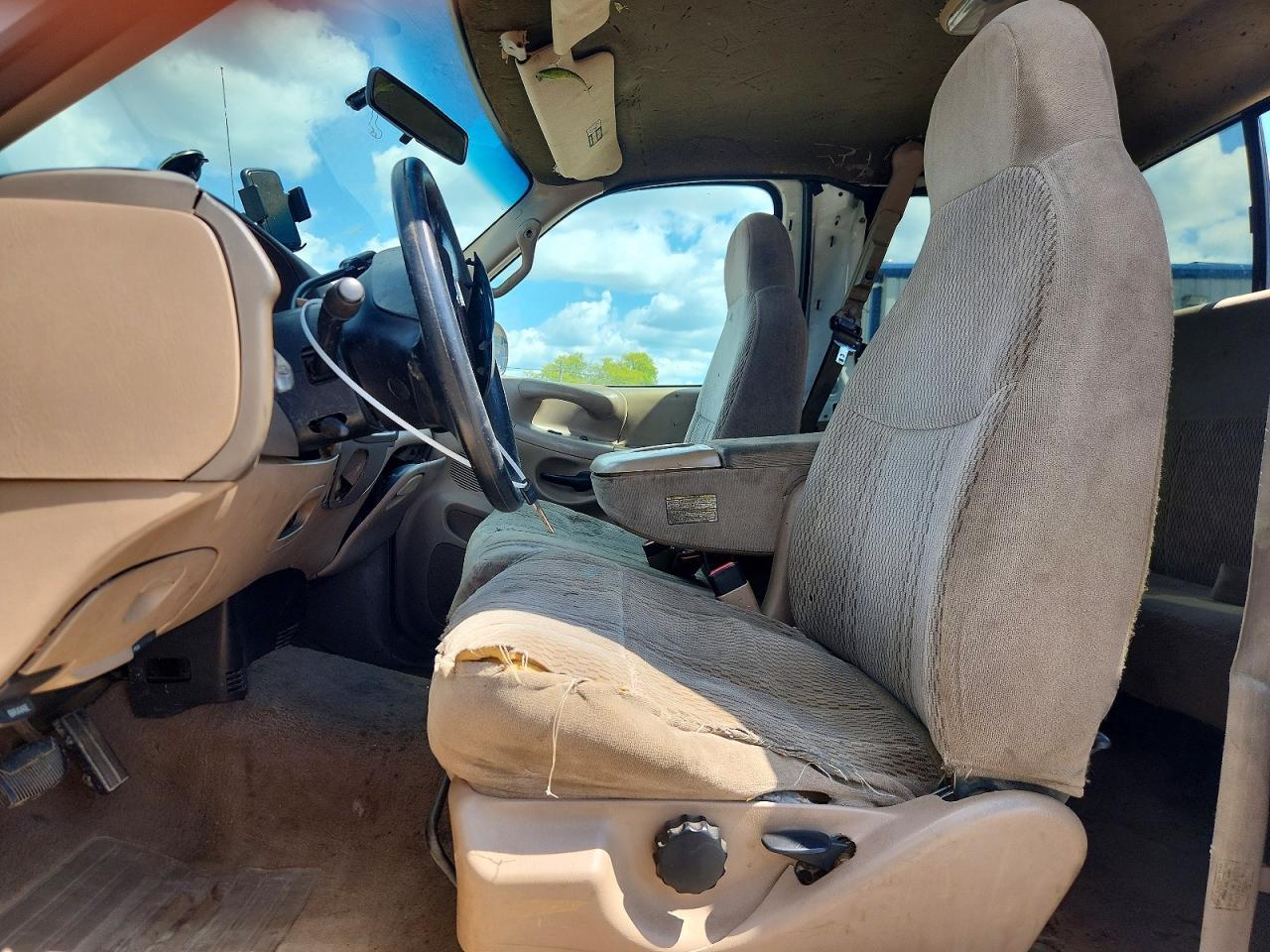 1998 Ford F150 - Image 7