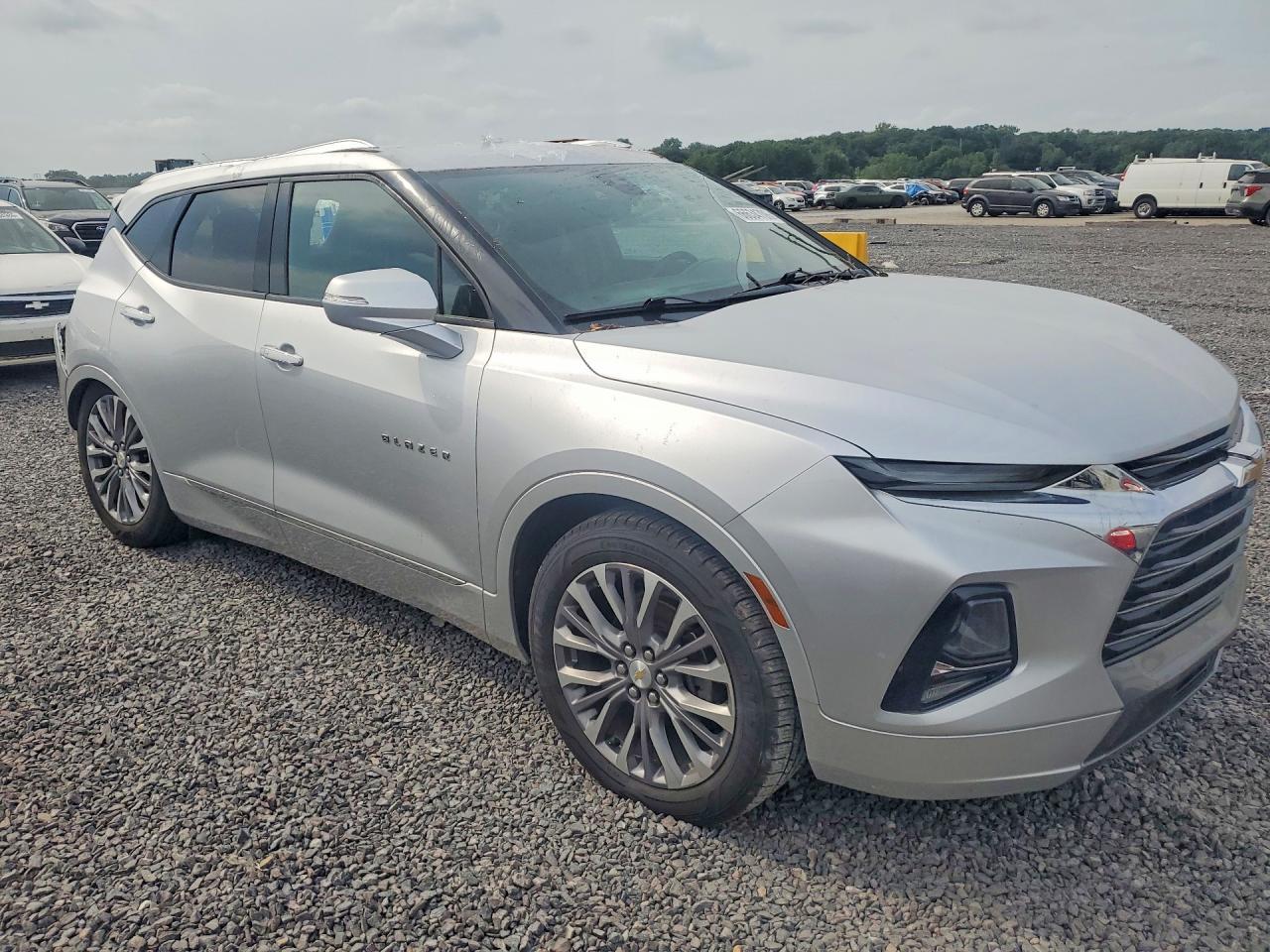 2019 Chevrolet Blazer Premier - Image 4