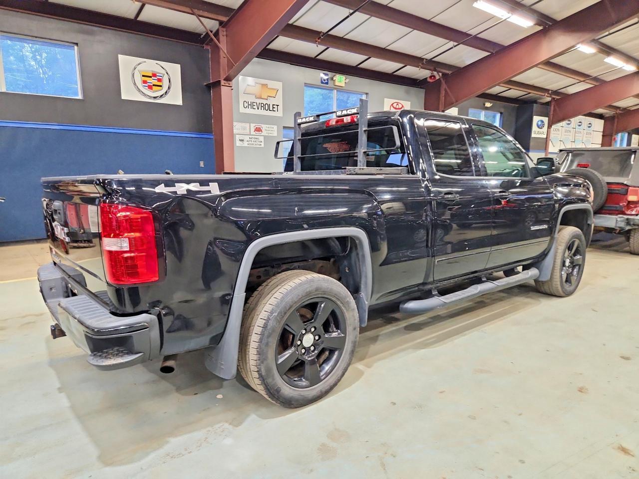 2015 GMC Sierra K1500 - Image 3
