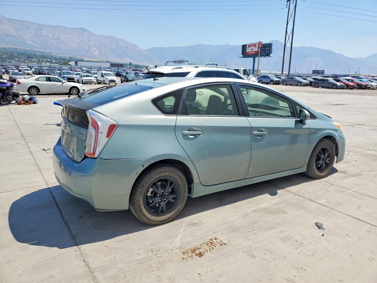 2013 Toyota Prius Two - Image 3