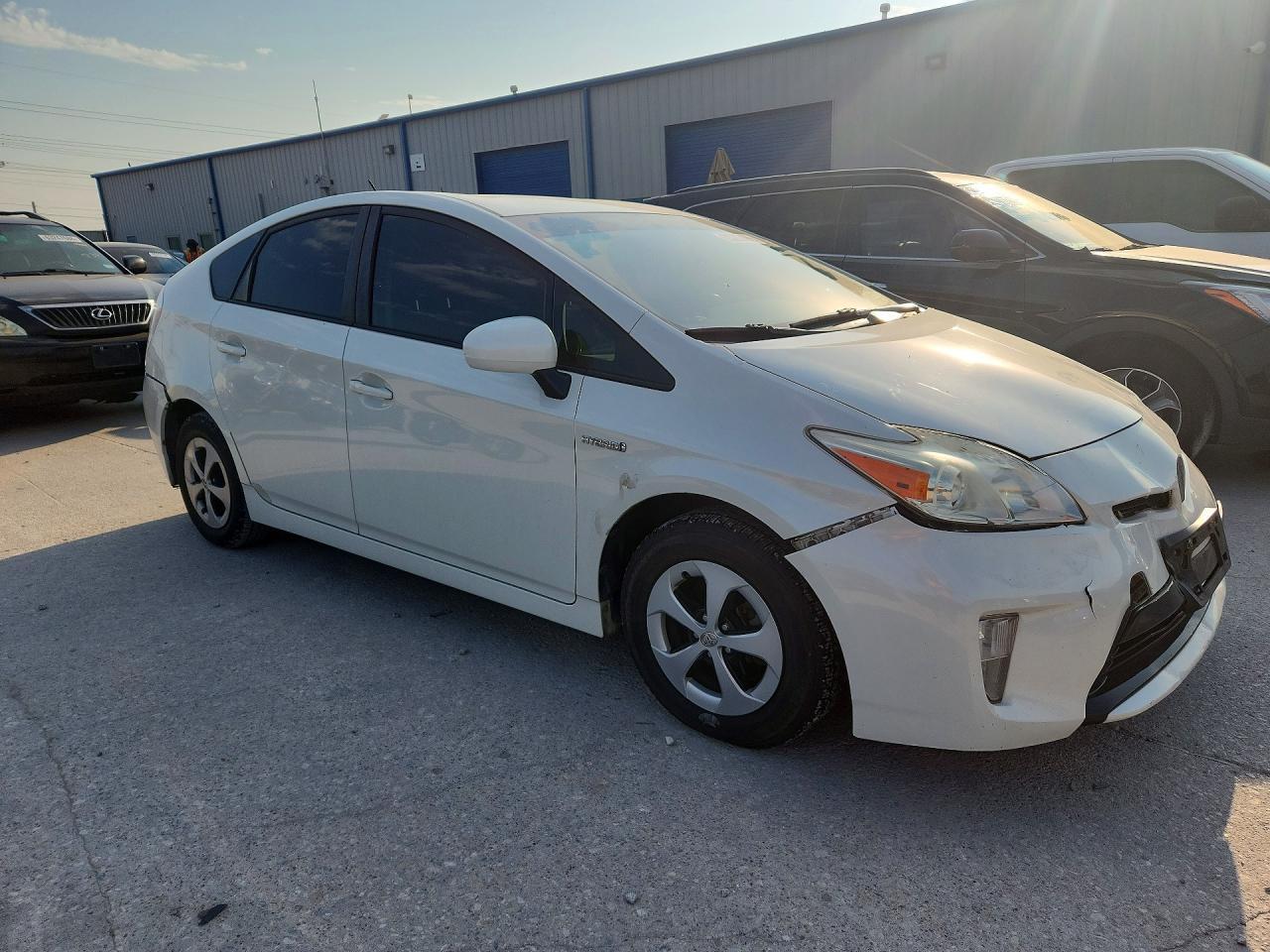 2015 Toyota Prius Two - Фото 4