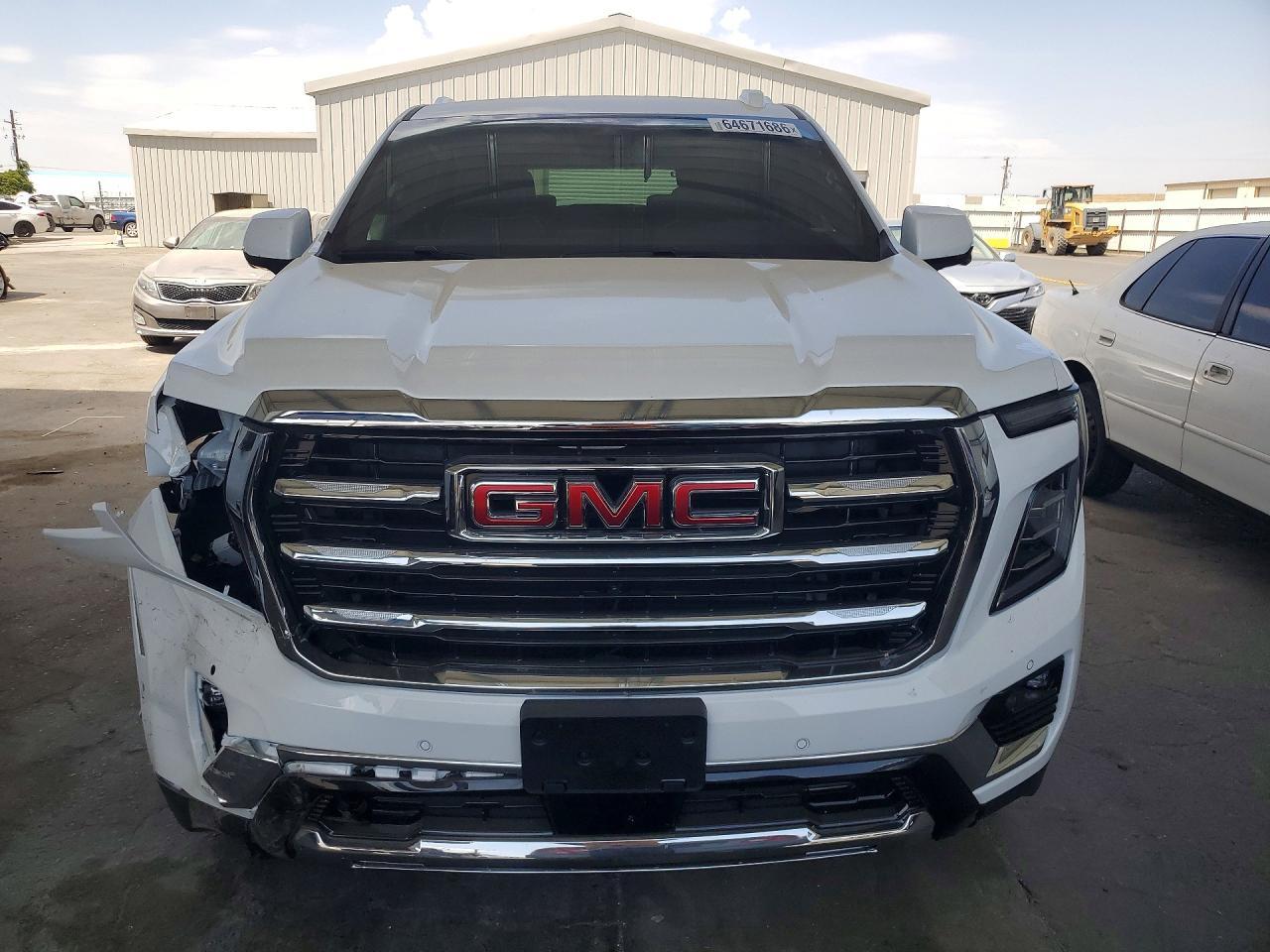 2026 GMC Yukon Elevation - Image 5