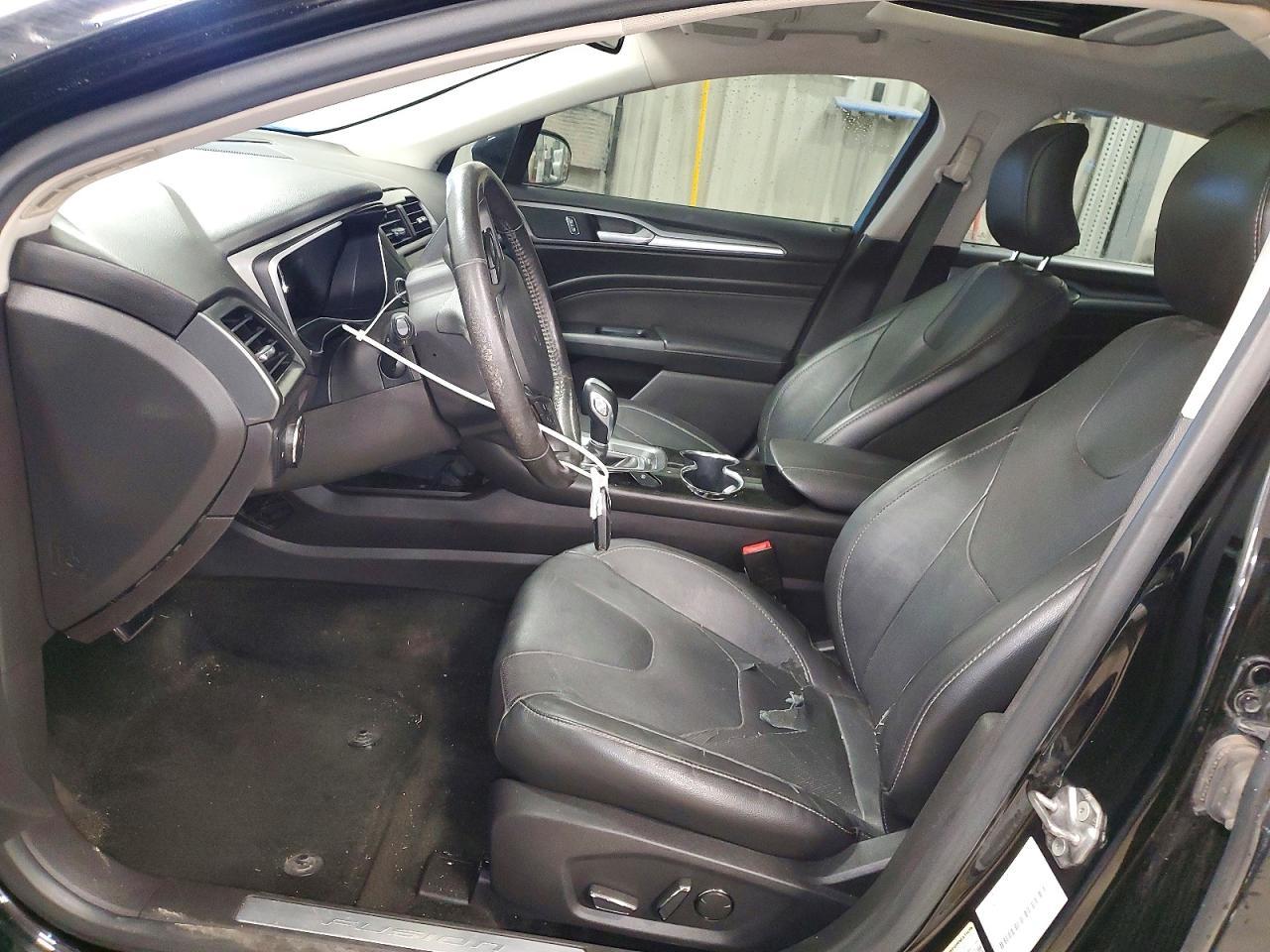 2016 Ford Fusion Titanium Hev - Image 7