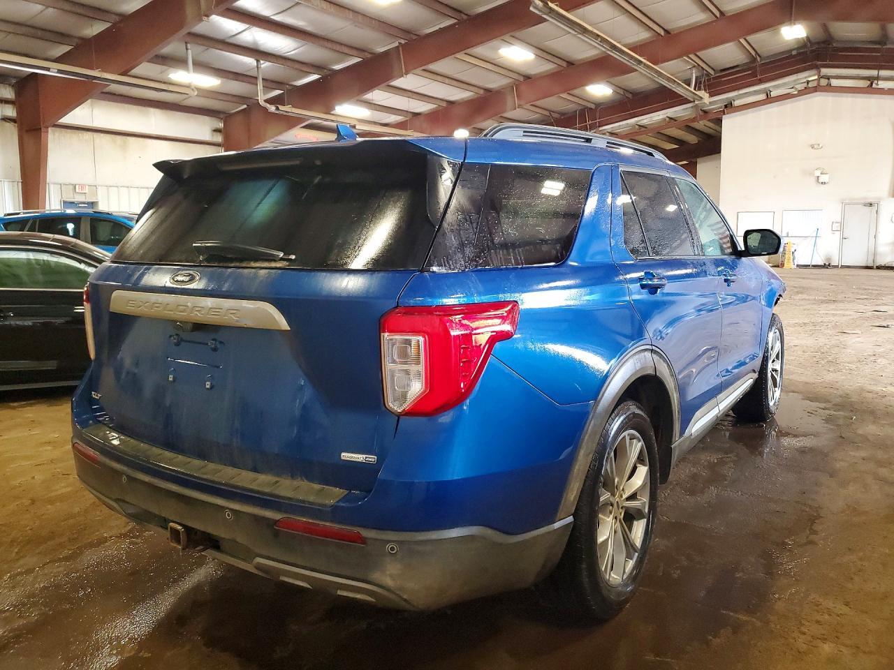 2020 Ford Explorer Xlt - Фото 3