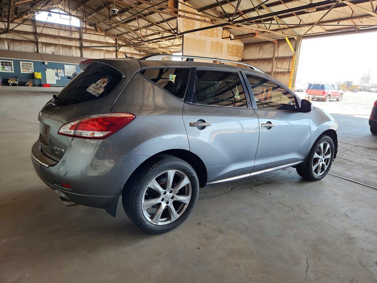 2014 Nissan Murano S - Image 3