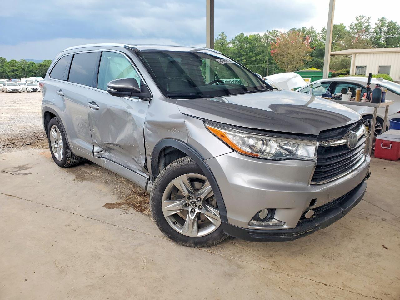 2016 Toyota Highlander Limited Platinum - Image 4