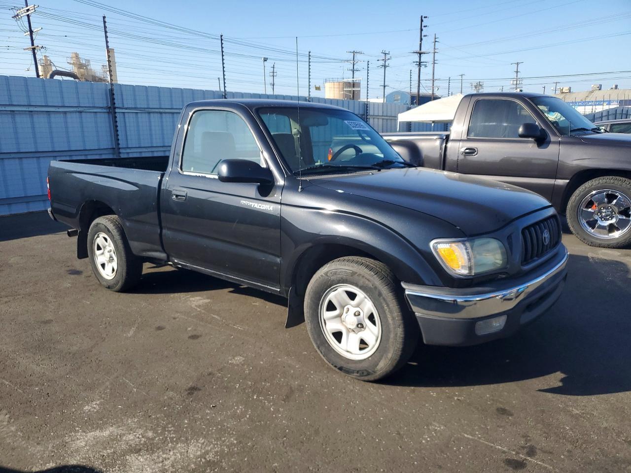 2004 Toyota Tacoma Deluxe - Фото 4